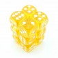 Chessex Dobbelsteen 16mm Translucent Geel